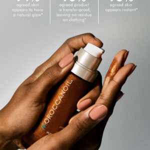 Alternative view of Shimmering Body Oil